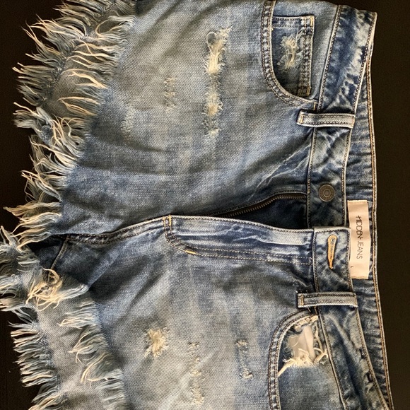 Denim shorts - Picture 1 of 2